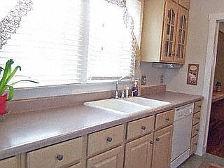 3rd image of 602 N Gainsborough Ave