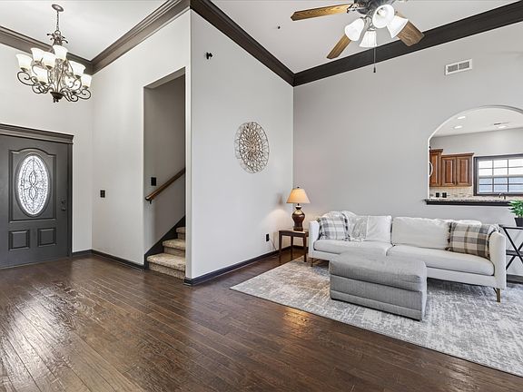 4th image of 3347 Cotham Ln