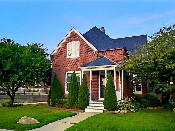 332 N 6th St