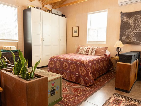 3rd image of 1601 Salvador Pl #A