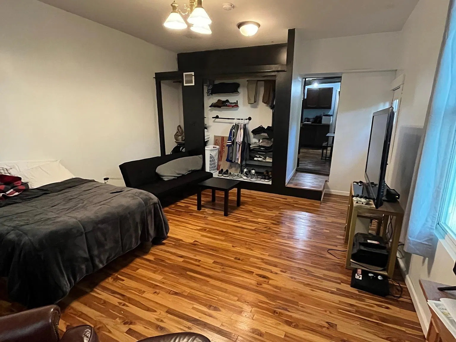 2177 Sohn St — Photo 3
