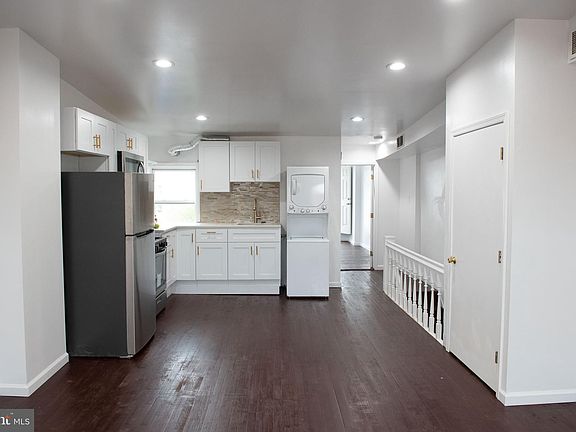 3rd image of 1720 S 4th St Floor 3