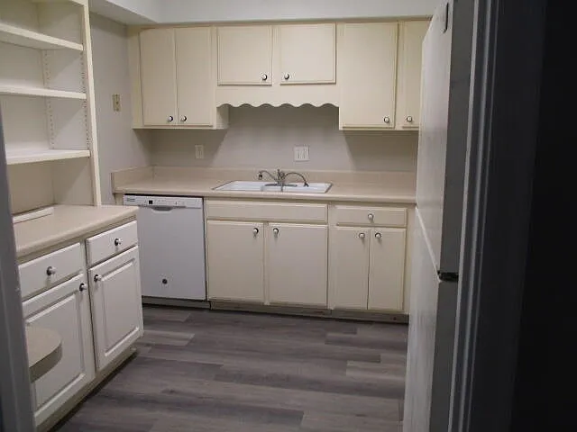 5 Hidden Cove Cir #5 — Photo 5