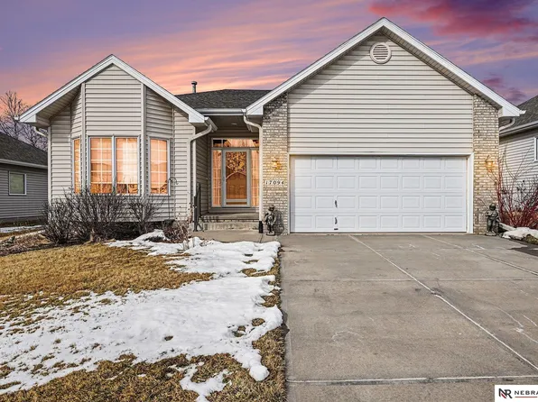 17094 Western Ave, Omaha, NE 68118