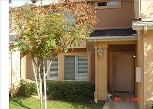 3rd image of 1041 Harbor Heights Dr