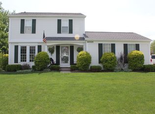 24525 Jamestowne Rd, Novi, MI 48375