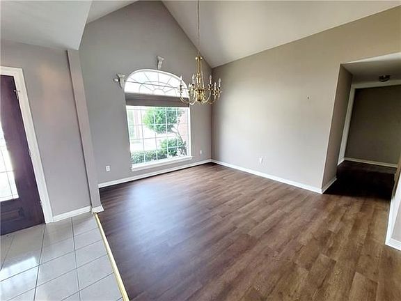 3rd image of 3773 Lake Lynn Dr