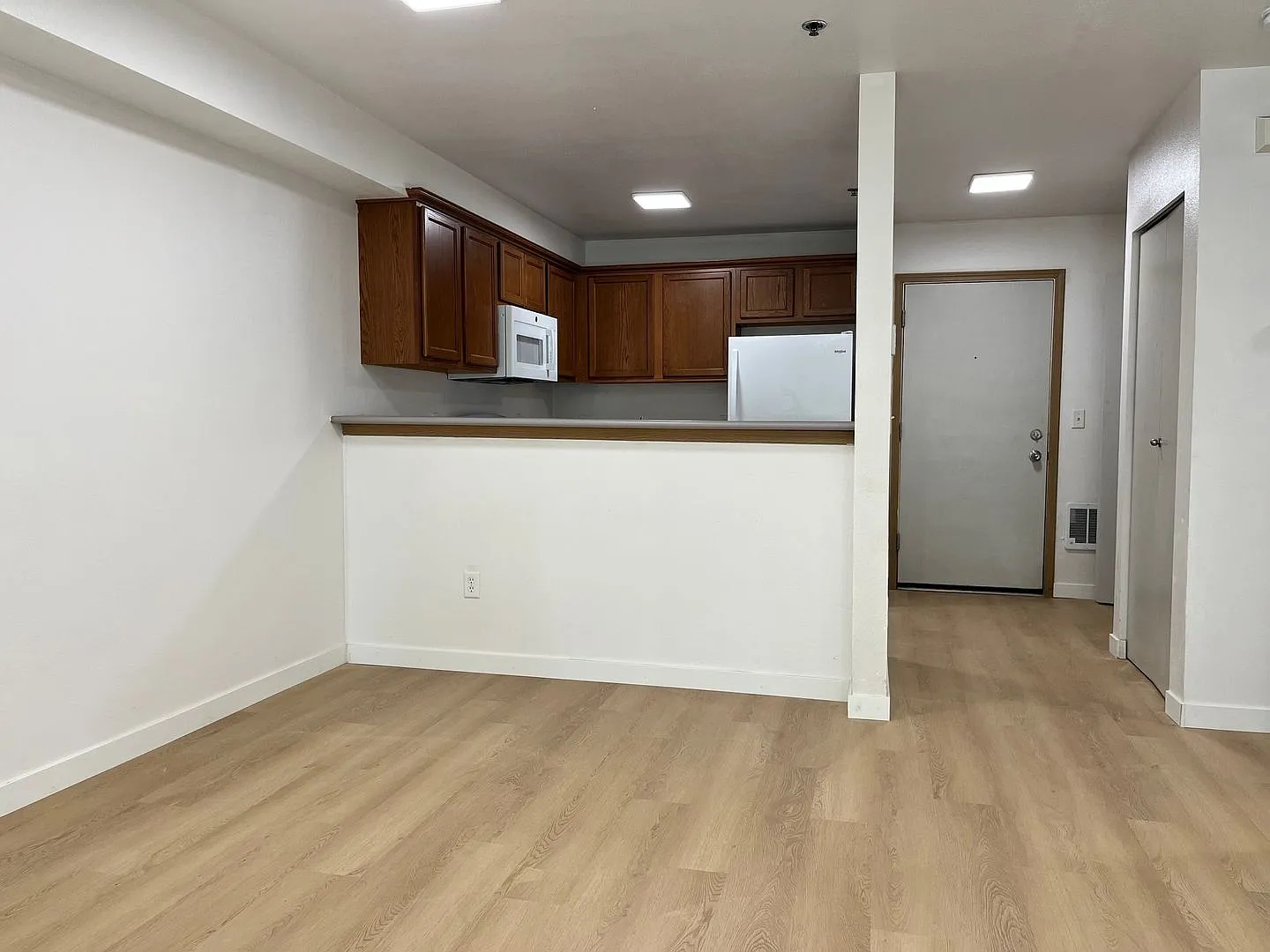 Tullwood Apartments — Photo 2