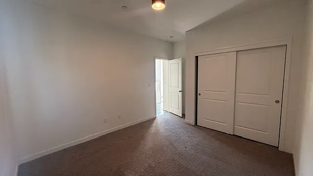 3 bed, 1640 sqft, $2,300 — Photo 4