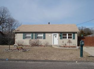 48 Girard Ave, Sicklerville, NJ 08081