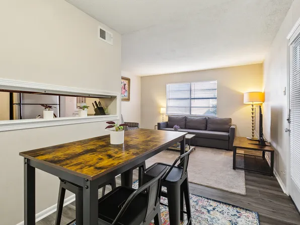 4208 Belvedere St #2RB, Metairie, LA 70001