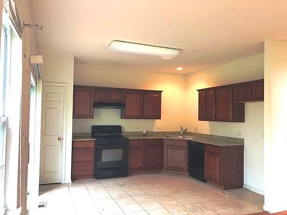 4th image of 6075 Delaney Dr #20-1