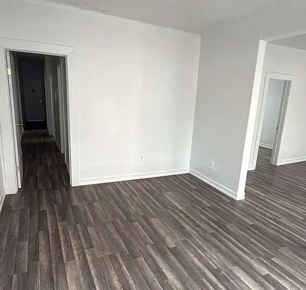 2654 Marion Ave — Photo 5