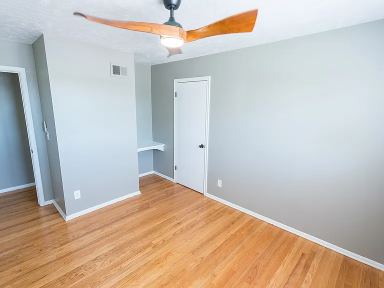 Second Bedroom (upstairs)
