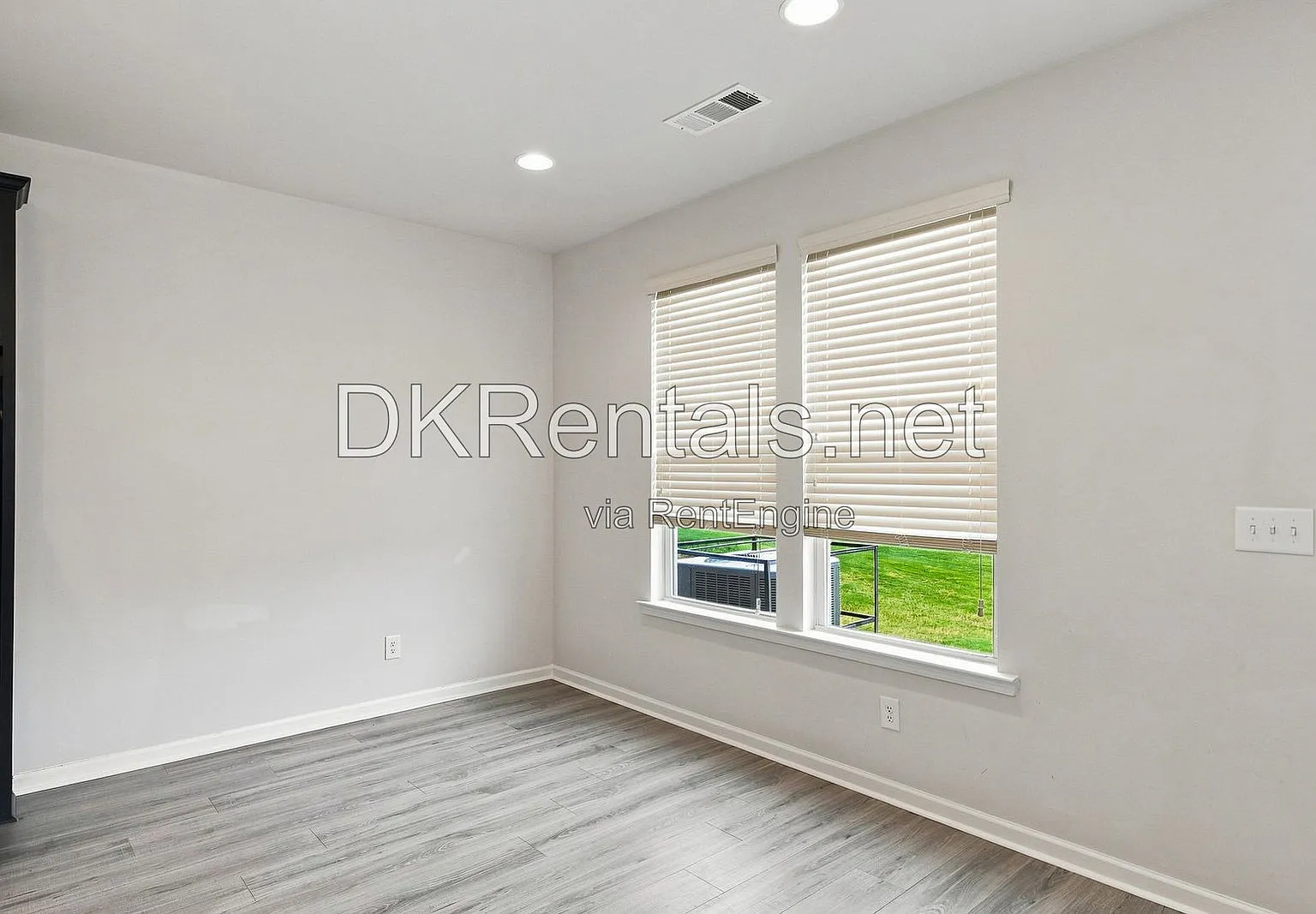 3 bed, 2.5 bath, 2000 sqft, $2,850 — Photo 4