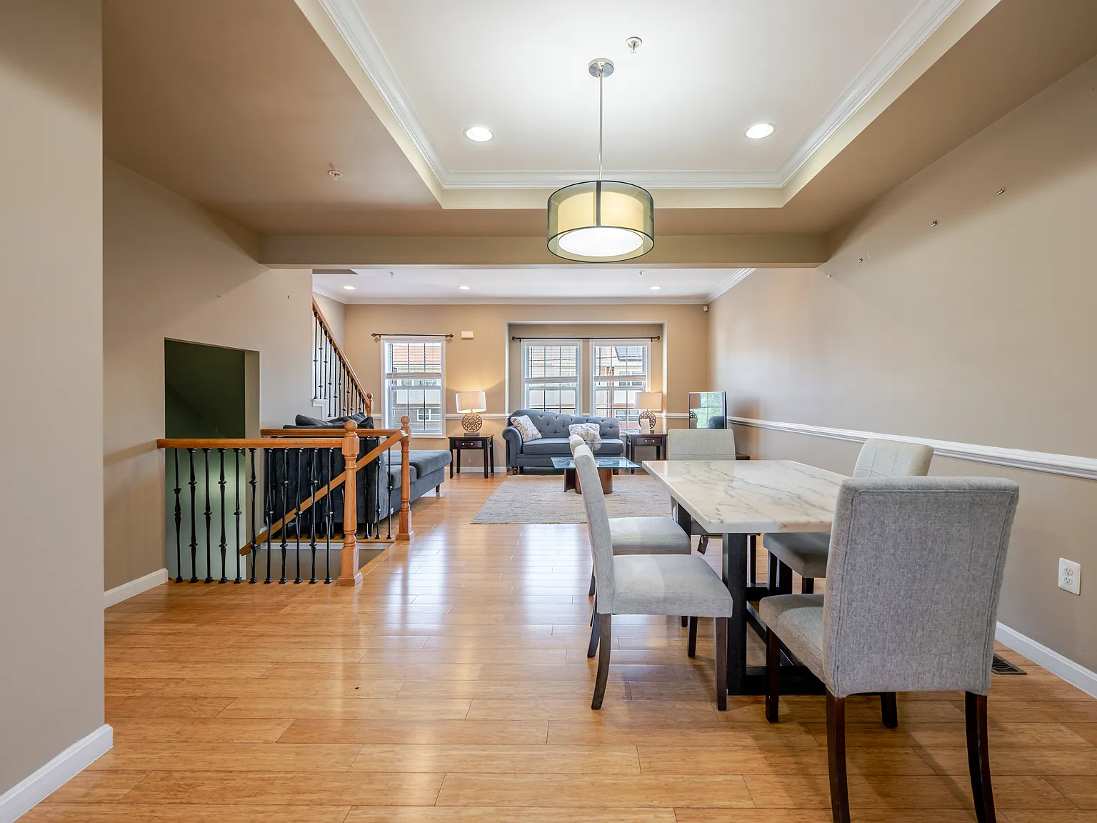 Fully Furnished Home — Photo 4