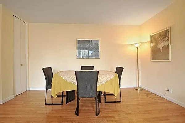 Sold by Owner | media 6