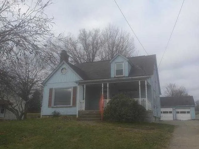 5256 5th St photo 1
