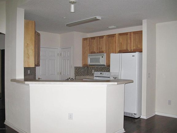 2nd image of 785 Oakleaf Plantation Pkwy Unit 1412