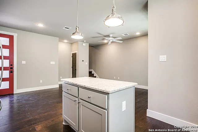 256 Claremont Ave #102 — Photo 6