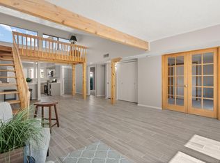 880 Tramway Lane Ct NE, Albuquerque, NM 87122