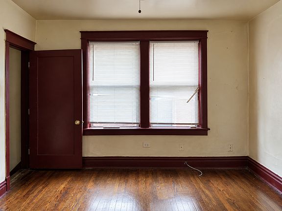 5th image of 3237 Delor St #2F