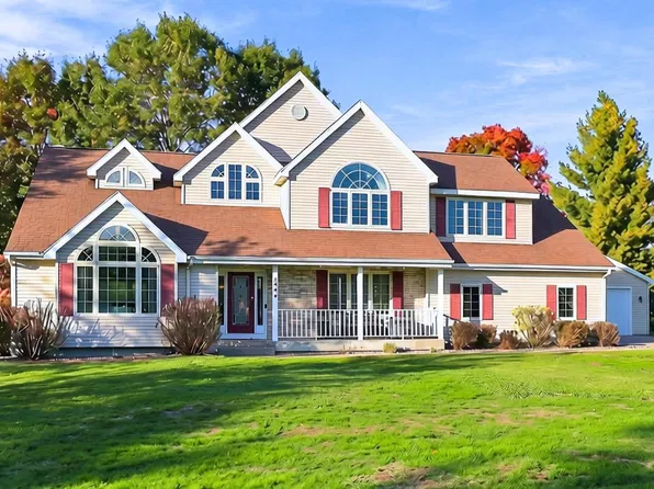 1900 APPLE COURT, Plover, WI 54467