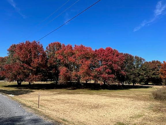 3rd image of 9733 Snow Hill Rd