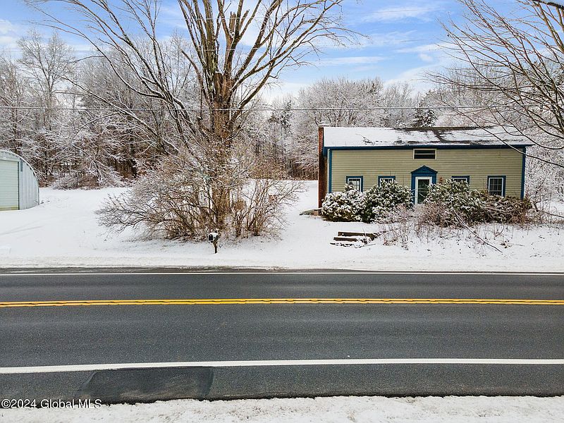 3rd image of 363 Gansevoort Road