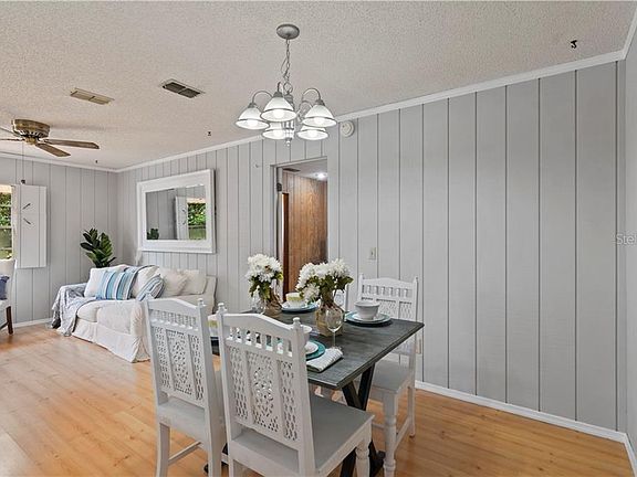 4th image of 1409 Orchid Ln
