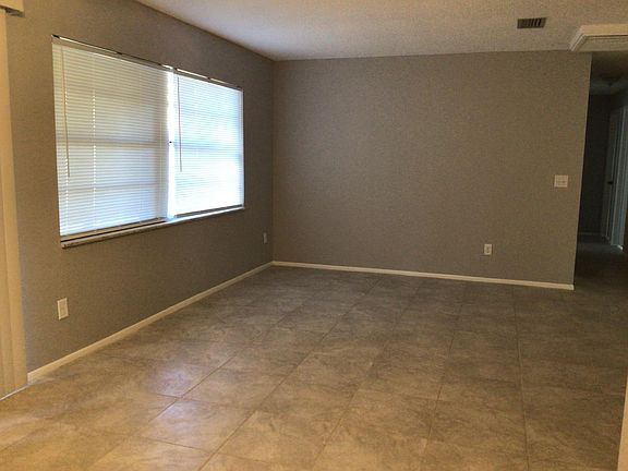 5th image of 616 Doheny Way