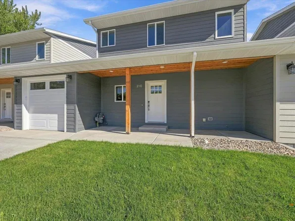 310 N 7th St, Sturgis, SD 57785