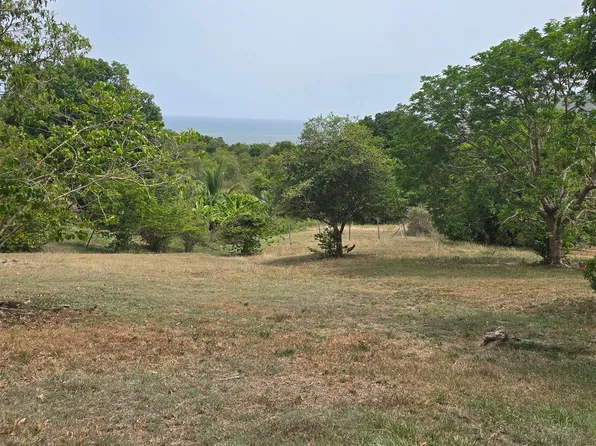 4 Camino Nuevo Solar #4, Yabucoa, PR 00767
