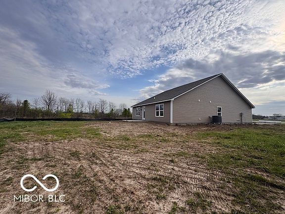 5th image of 8613 N Seneca Dr