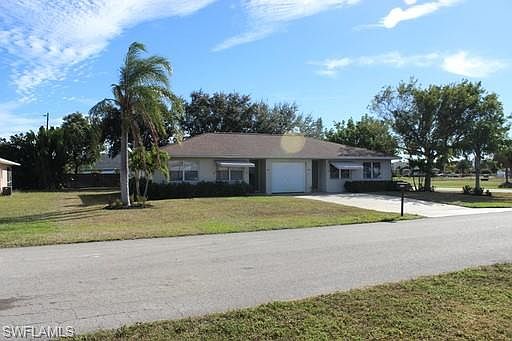 3rd image of 4219/4221 SW 7th Pl