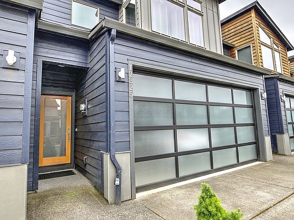 4th image of 12325 NE 116th St