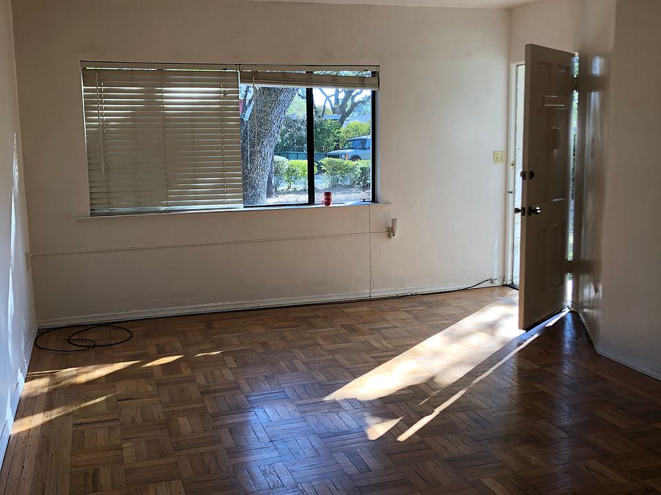 1st image of 343 E Thomson Ave APT 2