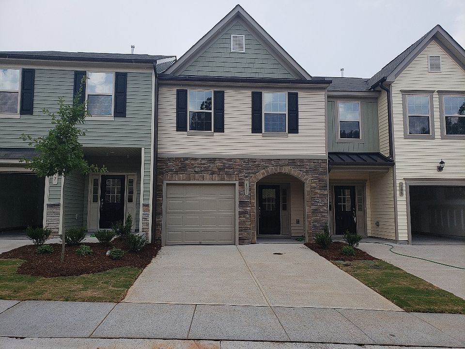 1st image of 101 E Grv