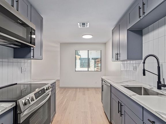 4th image of 4103 E Moreland St APT 3