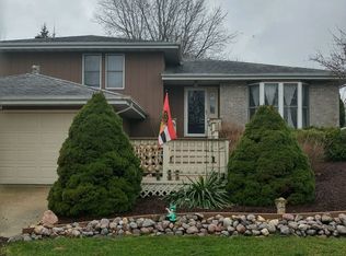 15416 S Creekside Dr, Plainfield, IL 60544