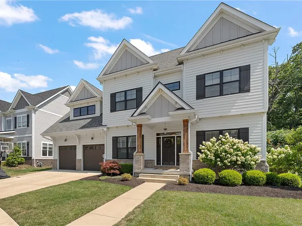 141 Seneca Pl, Mars, PA 16046