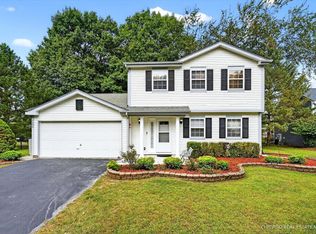 4024 Newport Dr, Island Lake, IL 60042