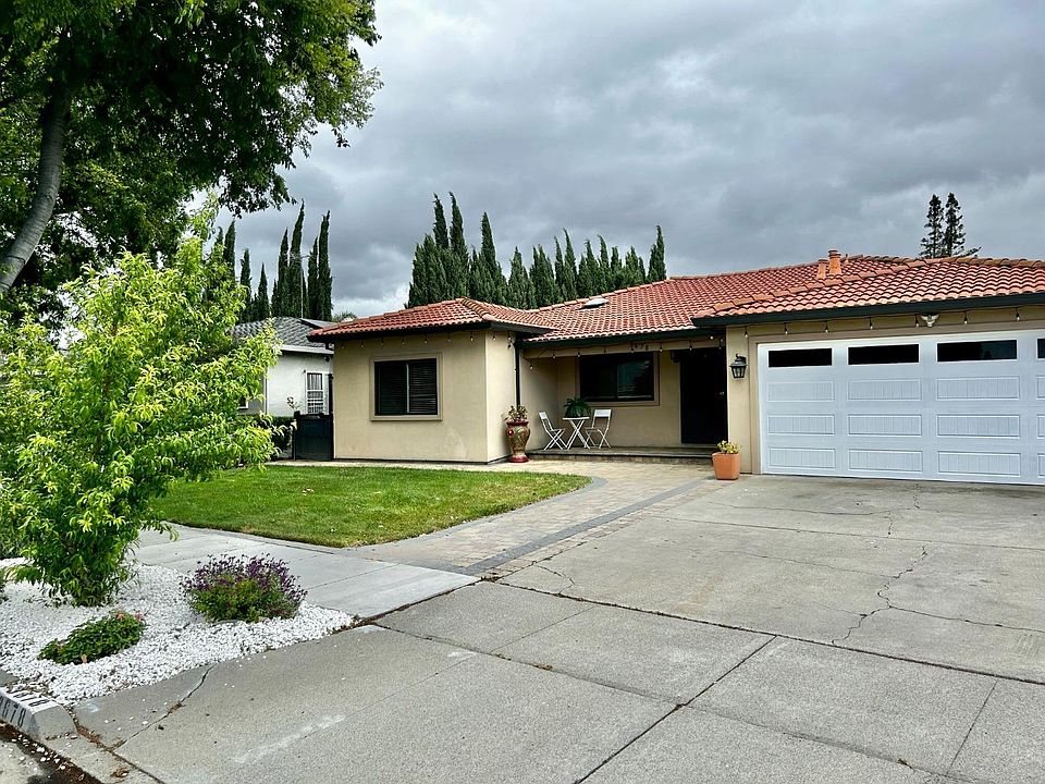 1st image of 3678 Emanuel Ct