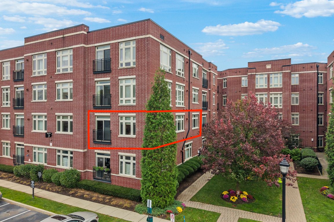 next background image