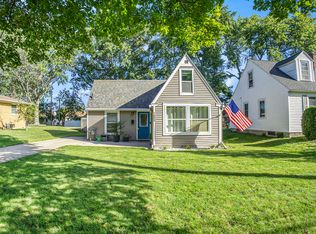 1025 Colfax Ave, Grand Haven, MI 49417