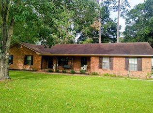 3129 Parkwood Dr, Valdosta, GA 31605