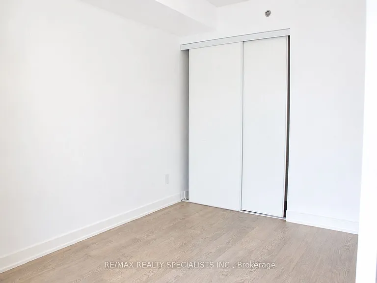 11 Superior Ave #207 — Photo 6