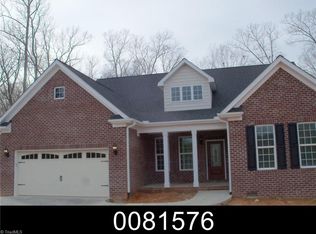 995 Chamberlin Dr, Asheboro, NC 27205