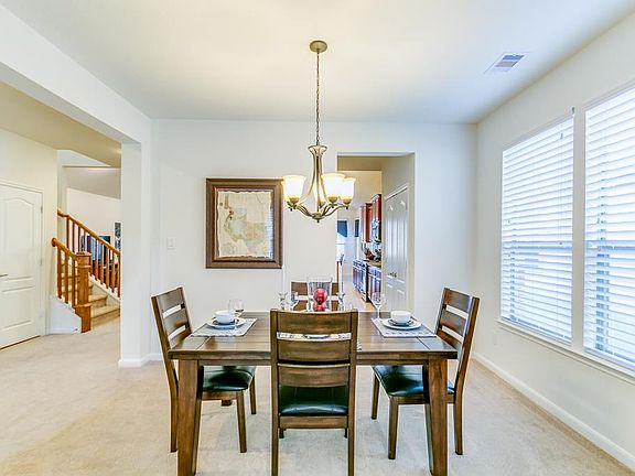 5th image of 15207 Monarch Creek Ln