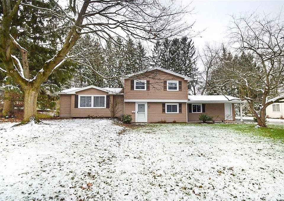 1st image of 52 Parkwood Ln